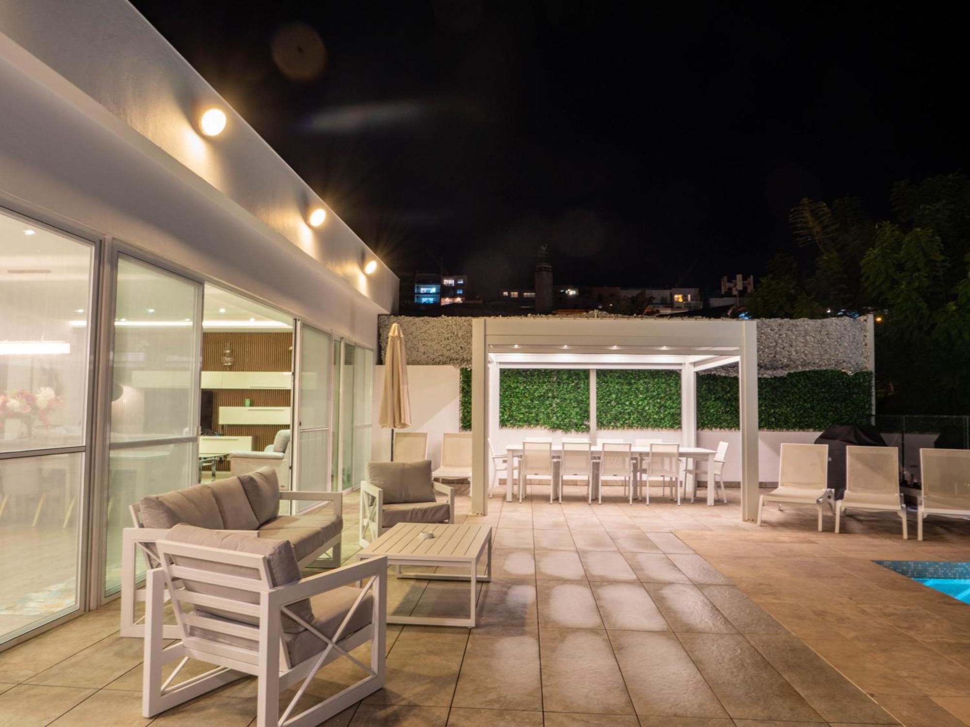 Villa Gaia - Sunset Views, Indoor Heated Pool, Sauna And Games Room Mellieha Exterior photo